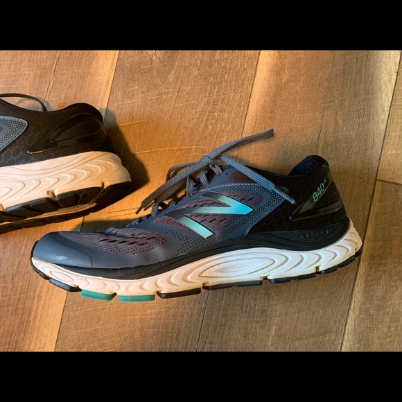 Sz 12 Men’s 840 v4 Abzorb New Balance Running Shoe - Picture 6 of 14